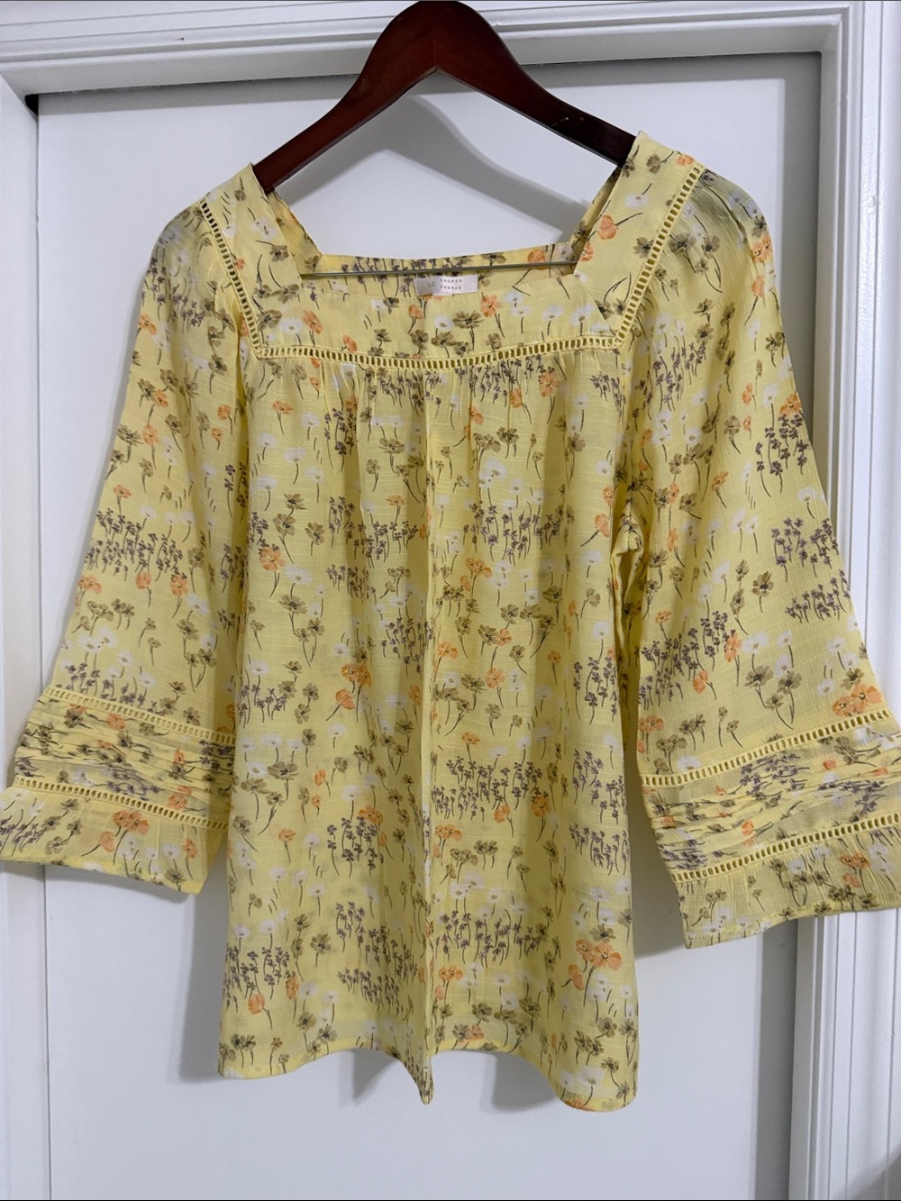🍁🌾 LC Lauren Conrad Women’s Yellow Floral Peasant Blouse